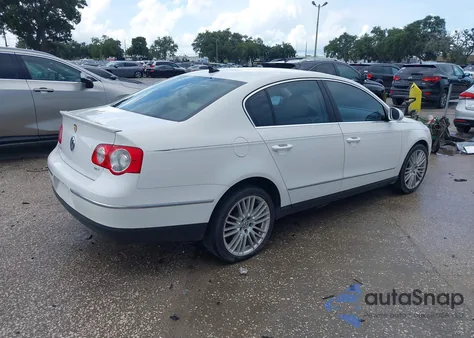 2010 Volkswagen Passat Komfort из США, поврежденный, VIN WVWJK7AN4AP054217